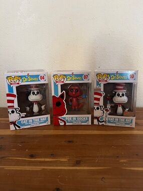 Funko Pop! Dr. Seuss Cat in the Hat & Fox in Socks Set - White, Red, Black